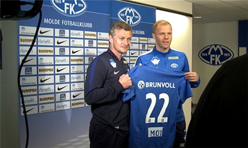 领先逆转成 领先逆转成