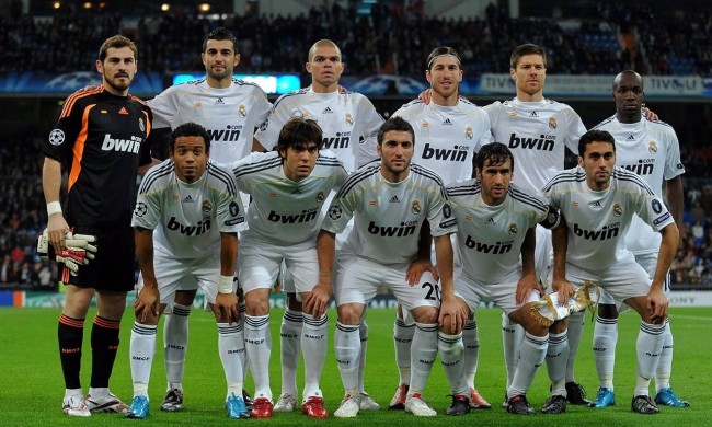 却在对手前 却在对手前